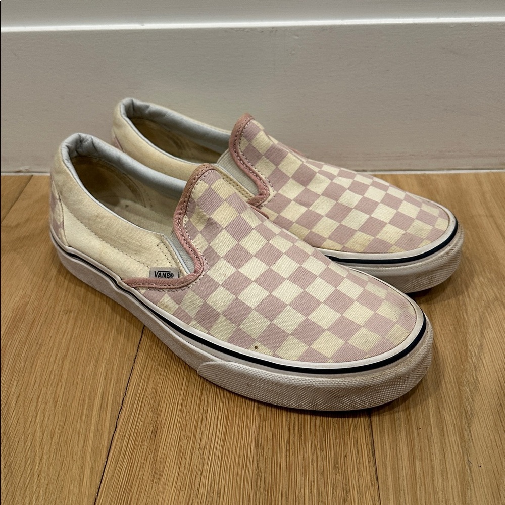 Vans Womens Pink Checkered Slip-On Shoes Size 8.5W